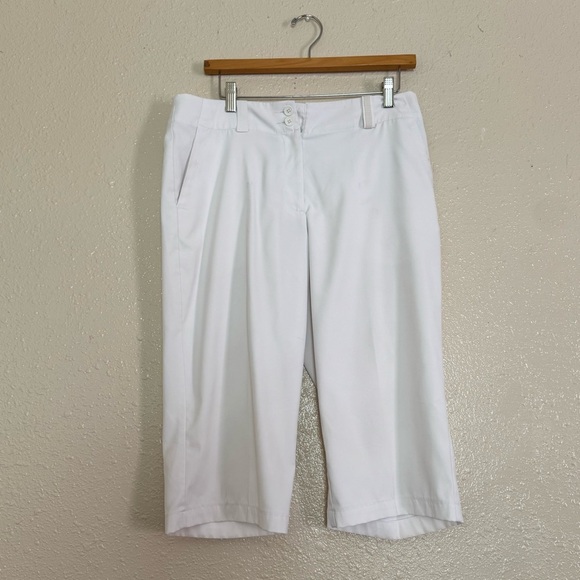 Nike Golf Dri Fit White Bermuda Shorts - Picture 1 of 5